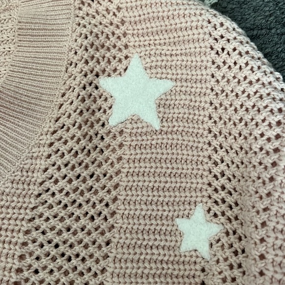 Express Star V-Neck Sweater - Picture 4 of 6